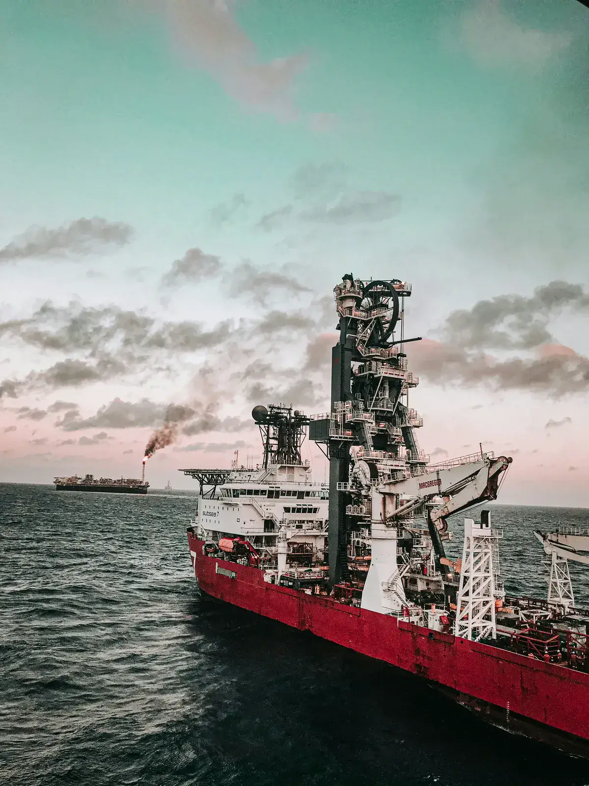 Oil &
Gas